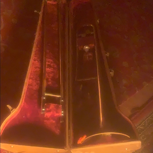Trombone - Picture 2 of 8